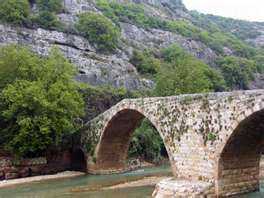 roman bridge dog river beirut